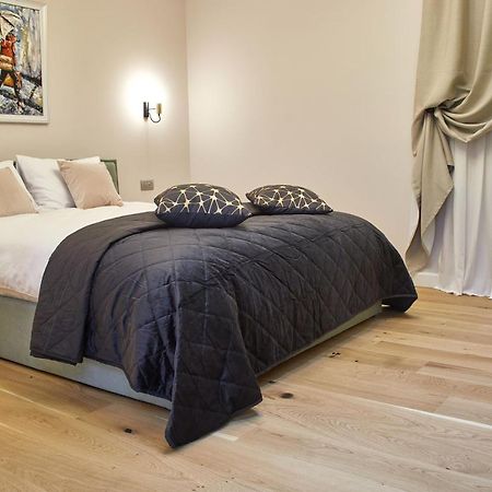 Apartament Travel La Casa Piano House,Cu Parcare Alba Iulia Exteriér fotografie